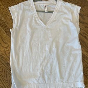 Athleta tshirt size S